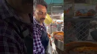 Rakesh ji ke famous patte wale Rajma chawal in jammu😱😱#indianstreetfood
