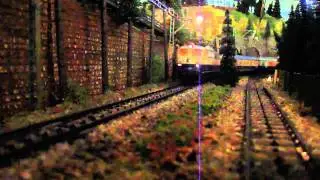 Maerklin DB E10 1265 and Rheingold Passenger Cars