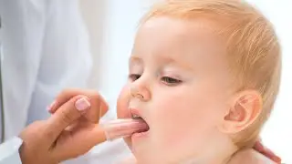 How to clean new born baby mouth comfortably (0-1year)