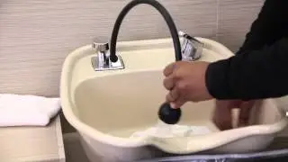 Hot Towel Treatment for Hair : Hair Care & Styling Tips