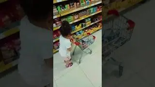 Mini market alışverişi 😅 #shorts #komik #poopsie #aburcubur #marketvlog