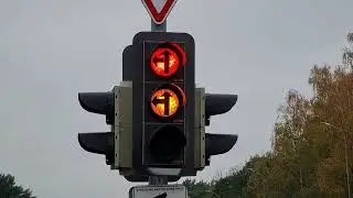 Klaipėda, &Scaron;iaurės pr. - H. Manto - Liepojos &scaron;viesoforai su rodyklėmis (3) Traffic lights with arrows