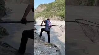 Опасная рыбалка на Аляске !! Приглашаю посмотреть полное видео у меня на канале ))))