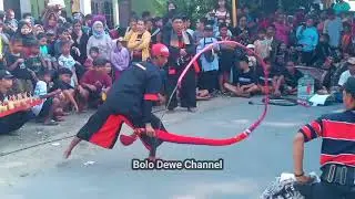 Pembuko Pawang Suguh sesaji - Azril Wijoyo Putro Original live BatanKrajan