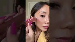 Testing out the Glowgasm Beauty Light Wands from Charlotte Tilbury