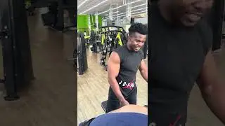 Treino de costa #motivation #gymmotivation #training #transformation #funny #f&eacute; #fitnessinfluencer