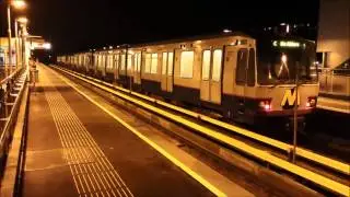 RET Metro 3*Type T in de avond op Zalmplaat richting De Terp