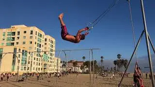 Flying Rings, Frontside Dislocate
