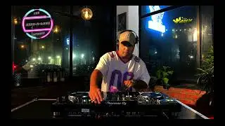 2000's mix by Waggy (Explicit)