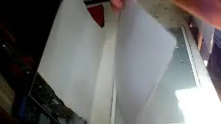 TELA LCD COM MANCHAS E UMIDADE COM REPARAR