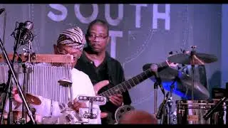 Doc Gibbs performing 