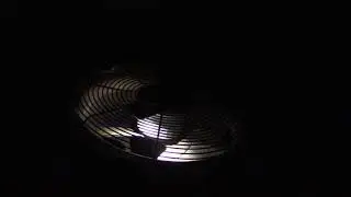 1992 Carrier 38CK 2.5 Ton Condenser Starting Up