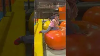 Mujhe Dar lag raha #sanuandaashu #trampoling #trampolineworkout #short