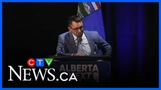 Smith defending staffer's immigration comments