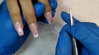 APLICACION DE ESMALTE SEMIPERMANENTE Y DECORACION EN UÑAS POLY GEL (tercera parte )