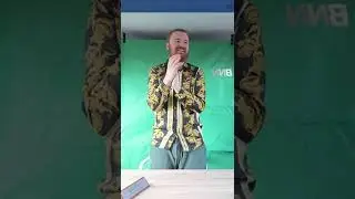 Live Reenactment of Brendan Fraser's 6 Minute Clap