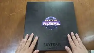 ¿Que hay de bueno dentro de la caja? | Skytear Horde UNBOXING en español.