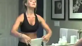 How To Apply The ItWorks Wrap On Your Neck & Chin