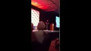 John Barrowman tells funny stories at Chicago Comicon 2013