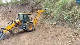 JCB Backhoe Loader-Cutting and Leveling a Turning Bend-JCB Hilly Work