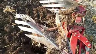 Şenyüz Tarım 6190 ttv dönerli ünlü pulluk mısır tarlası sürüm