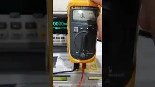 FLUKE 705 LOOP CALIBRATOR