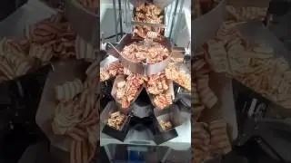 Conjunto de balan&ccedil;a compacta de 8 m&oacute;dulos embalando Pellets