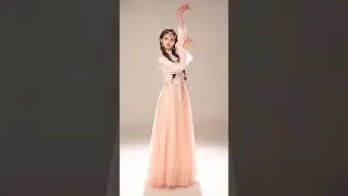 Classical ASMR Alchemy | When Silk Tremor Meets Breathing Rhythm #dance #shorts #healing #dancer