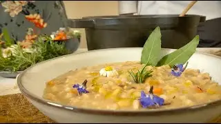 ORZO E CICERCHIE CON ERBETTE AROMATICHE