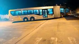Manobrando o SUPER ARTICULADO!!;
