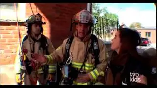 technical rope rescue - firefighter self rope rescue window bailout with firefighter David Dunt