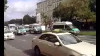 Streifenwagen und Polizisten f&uuml;r Papstbesuch in Berlin