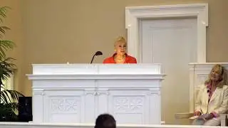 Cindy L. Minnotte, speaking at the First Church of Christ, Scientist Historic Tour