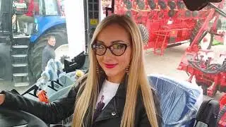 Farm #WithMe Tractor Driver Machine Wheat Harvest 2021 Harvester Transport Pretty Girl Hay Farming