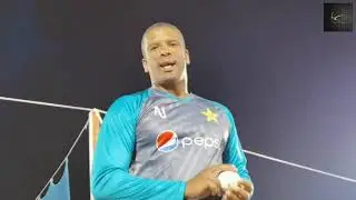 Pak Bowling consultant vernon philander in full flow!
