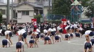 2013年運動会　スタンツ　その一。
