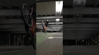 wheelie fails #bikelife #bikelifefail #wheeliefail #alittle