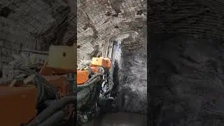 Anchor jumbo equipped with WOSERLD hydraulic rock drill #excavator #welding #rockdrill