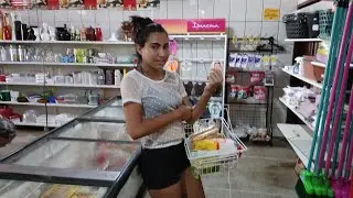 hoje fomos fazer compra