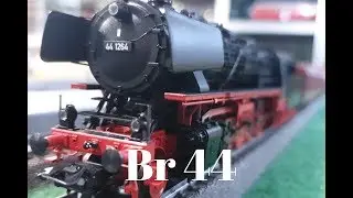 Maerklin 39880, Br 44 mit &Ouml;ltender.