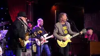 James Maddock ft. Mike Merritt - Born On The Bayou 4-20-23 Cutting Room, NYC