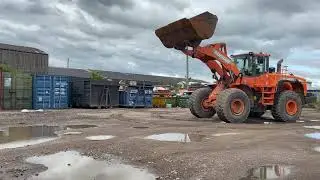 ‘11 Doosan DL420 Driving