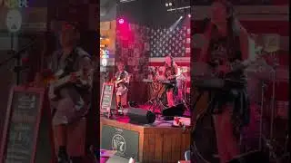 Bass/CajonPedal - Duo - RipTide