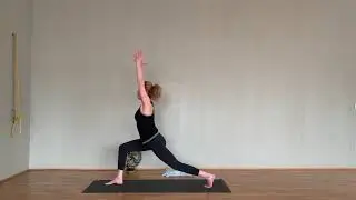 Lezione base intermedia Anusara Yoga
