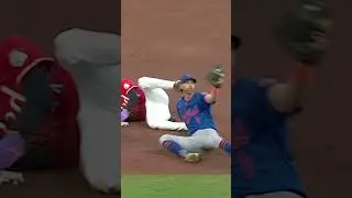 Luis Torrens throws out Elly De La Cruz with a PERFECT throw 😤