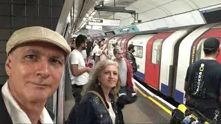 Walking About in Burnt Oak, London, 🇬🇧 UK June 2022