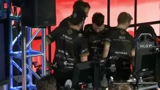I'm playing with a coach feat. NiP THREAT
