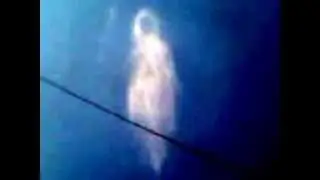 NUBE CON FORMA HUMANA.