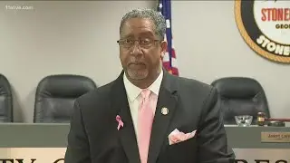 Stonecrest city council votes to revoke check-signing privileges of mayor