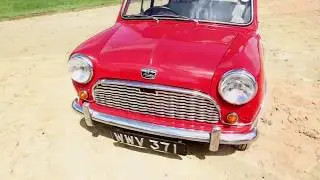 Lot 45  1960 Austin Mini 'Seven' Deluxe
